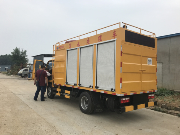 ����С��������ˮ�����������ƣ�