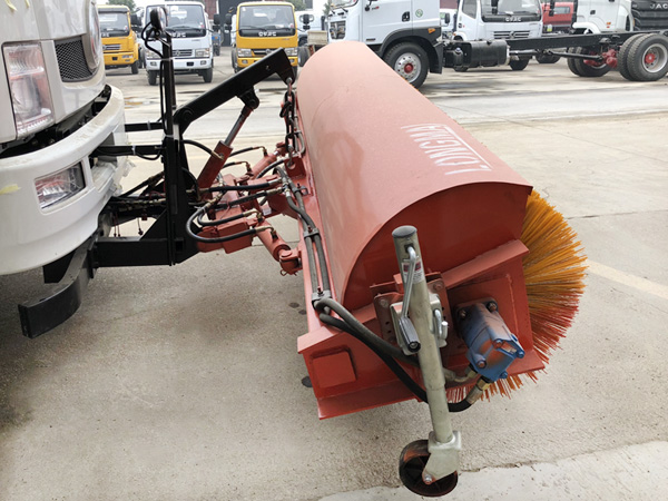 ��ѩ��ˢ 3.3��ɨѩ��