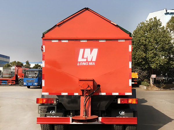 ��ѩ�豸 8����ѩ��ɢ����