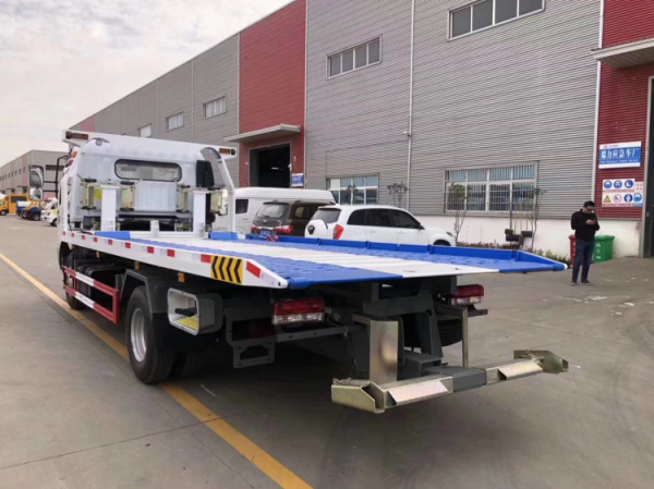 ����������ƽ��һ�϶����ϳ�