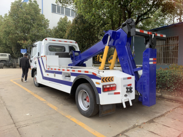 ���������������ϵ��������ϳ������ƣ�