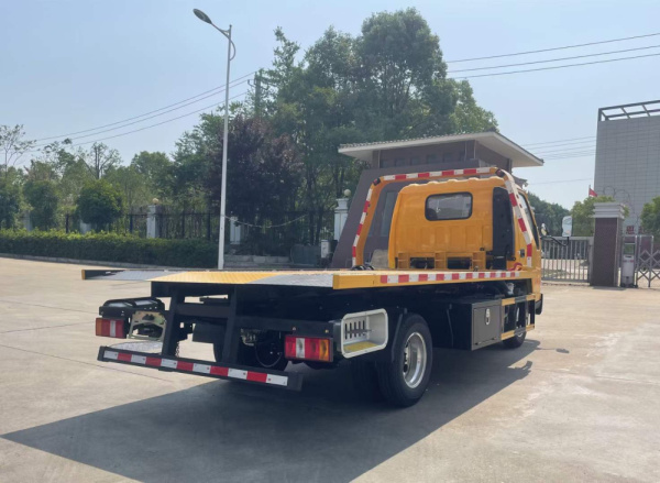 ���������¹�һ�϶����ϳ������ƣ�