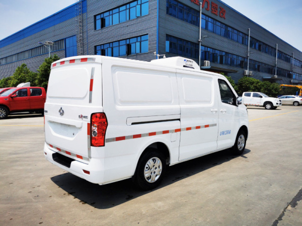 �������M80�����س�