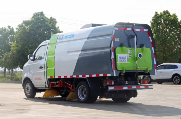 ������˫��ɨ·��3��