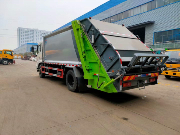 �����������ѹ����������18����