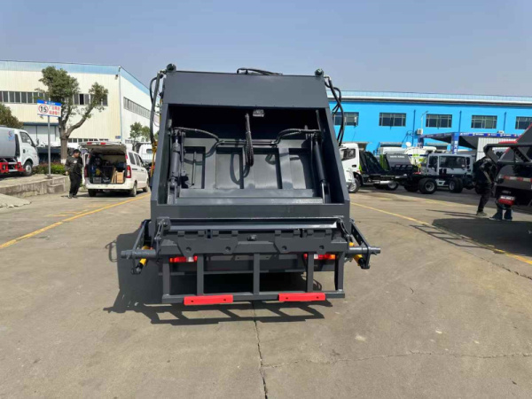 ������������ѹ����������5����