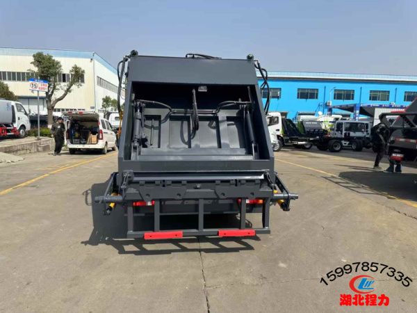 重汽豪沃蓝牌压缩垃圾车(5方) 重汽豪沃蓝牌压缩垃圾车(5方)