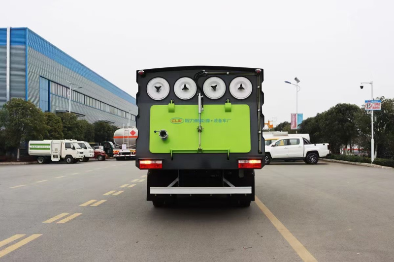 ��������������������8��